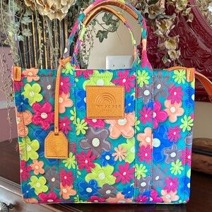 Kurt Geiger Southbank Tote NWT